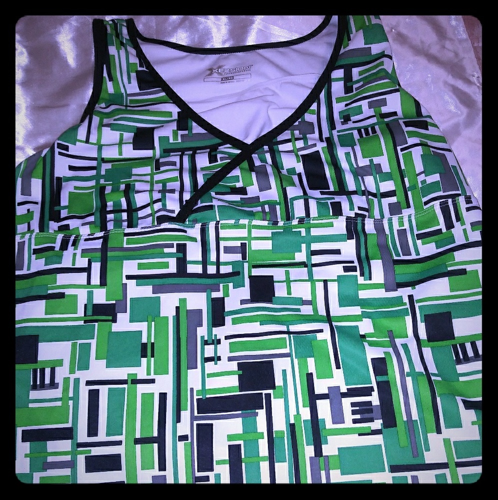 Xersion Green Athletic Tank Top